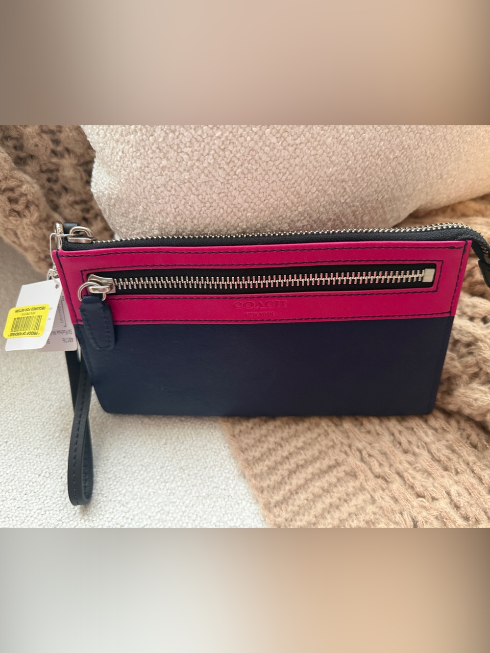 NWT Coach 48176 Women's Navy and Fuchsia colorblock leather wallet wristlet